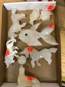 lot 6554 image: Onyx figurines