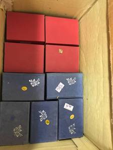 lot 6560 image: approx 9 paperweights