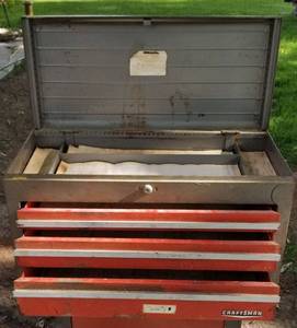 lot 4051 image: Craftsman 3 drawer top tool chest