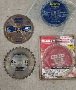 lot 4072 image: 4 10 Miter Saw Blades