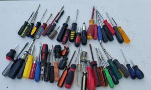 lot 4085 image: 48 various screw drivers, tire plug, picks and nut drivers