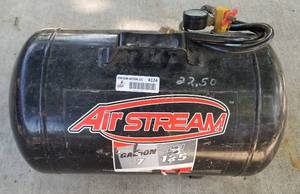 lot 4124 image: Air Stream 7 gallon air bubble
