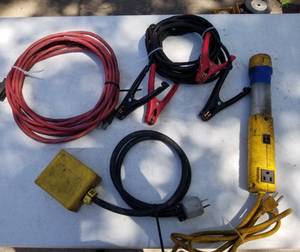 lot 5334 image: jumper cables, extension cords, and drop light