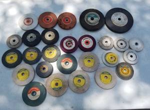 lot 5335 image: 28 grinding wheels