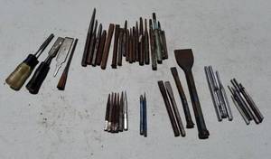 lot 5340 image: 43 chisels and punches