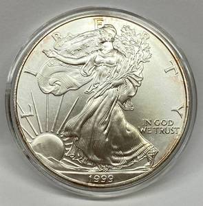 lot 1603 image: 1999 American Eagle Silver Dollar