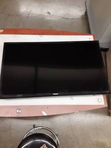 lot 1346 image: SAMSUNG UN40H5003BFXZA FlatScreen TV              829136
