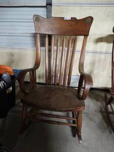 lot 3407 image: Wooden Rocking Chair with Small Metal Flowers