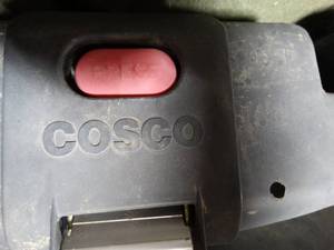 lot 3436 image: Cosco Toddler Car Seat