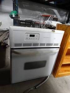 lot 3455 image: White Frigidaire Wall Oven