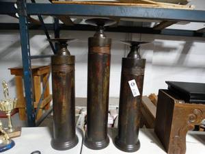 lot 3461 image: Set of 3 Candle Holders