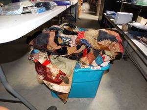 lot 3470 image: Lot of Quilts