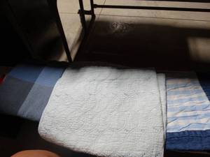 lot 3485 image: Lot of Blankets