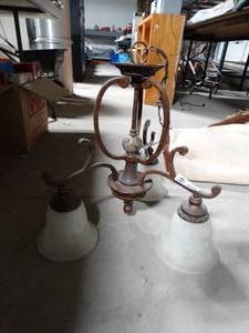 lot 3503 image: 3 Light Hanging Ceiling Fixture