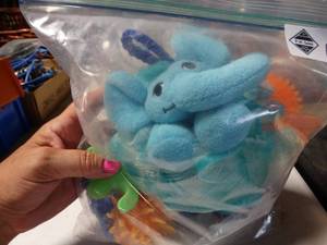 lot 3556 image: Lot of Childrens Bath Toys