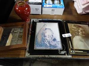 lot 3582 image: Lot of Portraits and a Red Vase