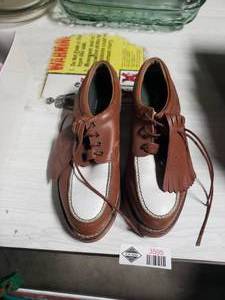 lot 3595 image: Size 7 Leather Ralph Lauren Polo Golf Shoes
