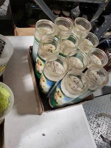 lot 3673 image: Lot of Saint Jude Candles