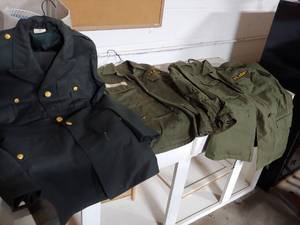 lot 7233 image: Lot of Military jackets