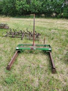 lot 19 image: Balemaster Bale Spear