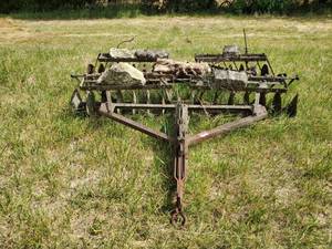 lot 21 image: Antique Cultivator