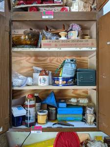 lot 41 image: Assorted Items