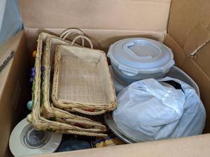 lot 77 image: Blender, Hand Mixer, Baskets And More