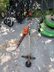 lot 124 image: Shindaiwa Weedeater , Black & Decker Trimmers
