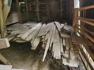lot 1181 image: Old Barn Wood