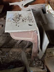 lot 1191 image: Antique School Desk