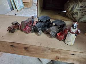 lot 172 image: Antique Metal Cars And Figurine