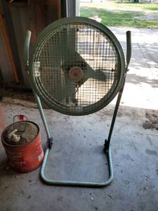 lot 178 image: Westinghouse Mobilaire Fan