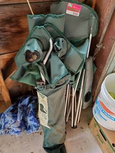 lot 1002 image: (2) Green Camping Chairs