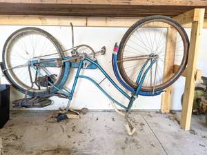 lot 1006 image: Starjet Bicycle