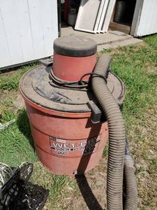 lot 1042 image: Craftsman Wet-Dry Double Insulated Vac 32 Gal