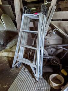 lot 1052 image: A-Frame Ladder