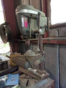 lot 1099 image: Craftsman Drill Press