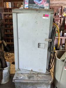 lot 1110 image: Welding cart, Welding Helmet And More