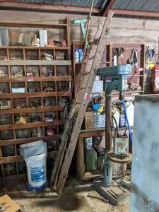 lot 1114 image: Wooden Ladder