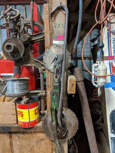 lot 1123 image: Assorted Items, Saw Blades, Crowbar, And Wench