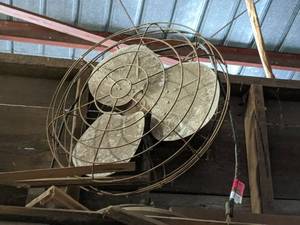 lot 1125 image: Antique Fan