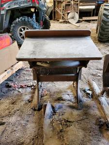 lot 1156 image: Antique School Desk