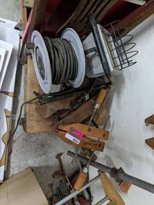 lot 68 image: Craftsman Clamps And Work Light