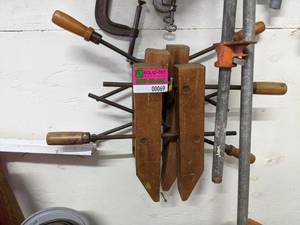 lot 69 image: Assorted Clamps