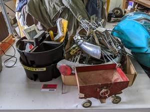 lot 80 image: 2 Inch Ball Hitch, Hitch Pin And Assorted Items