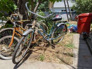 lot 102 image: Hawatha Gambler Bicycle