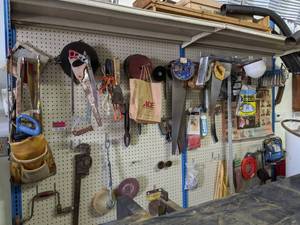 lot 58 image: Wall Of Tools