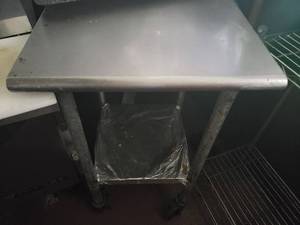 lot 4856 image: 24x24 stainless steel table