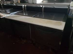 lot 4857 image: Victory VUR5-24BT 60 inch megatop prep table