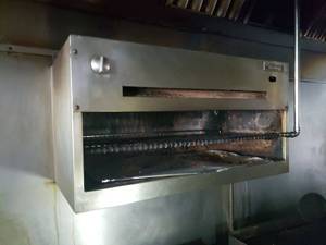 lot 4877 image: US Range gas salamander